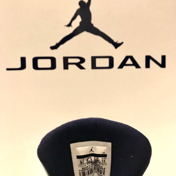 Toddler Jordan Georgetown 11’s - Picture 6 of 6